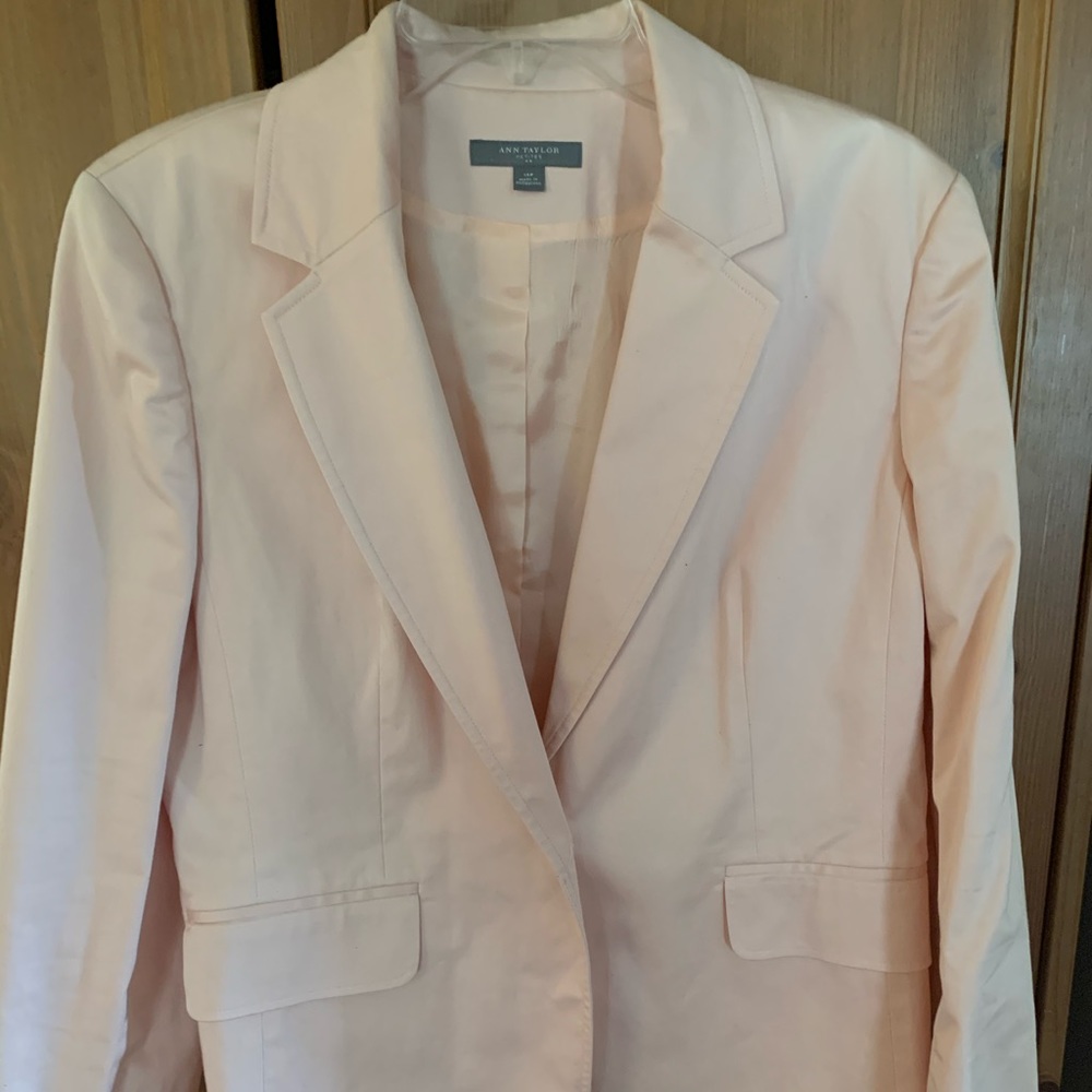 Ann Taylor peach/light pink blazer